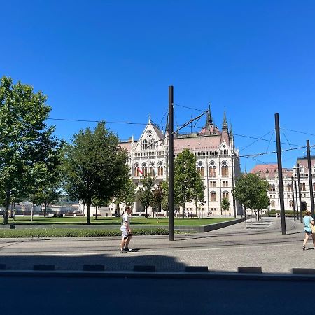 Academy Home - Elegant Place Next To The Parliament Budapest Eksteriør bilde