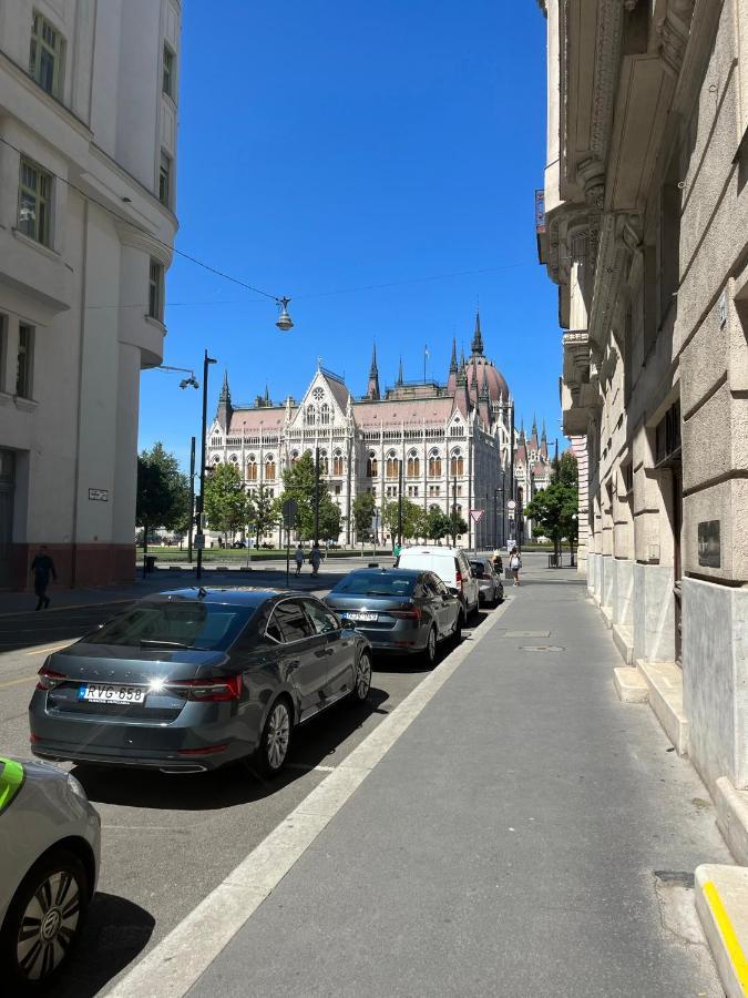 Academy Home - Elegant Place Next To The Parliament Budapest Eksteriør bilde
